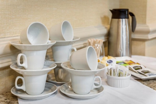 Monte Carlo Inn Markham image 18